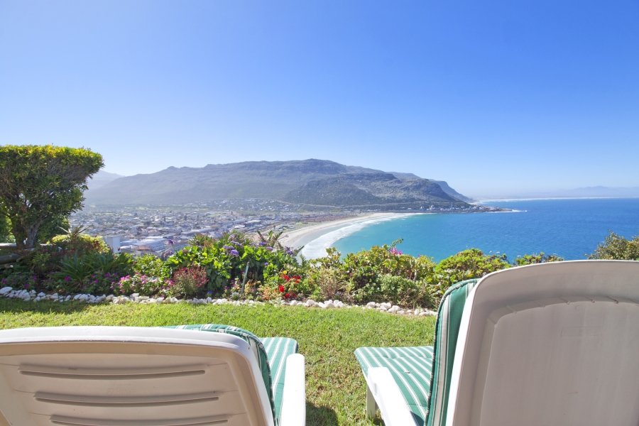 4 Bedroom Property for Sale in Fish Hoek Western Cape